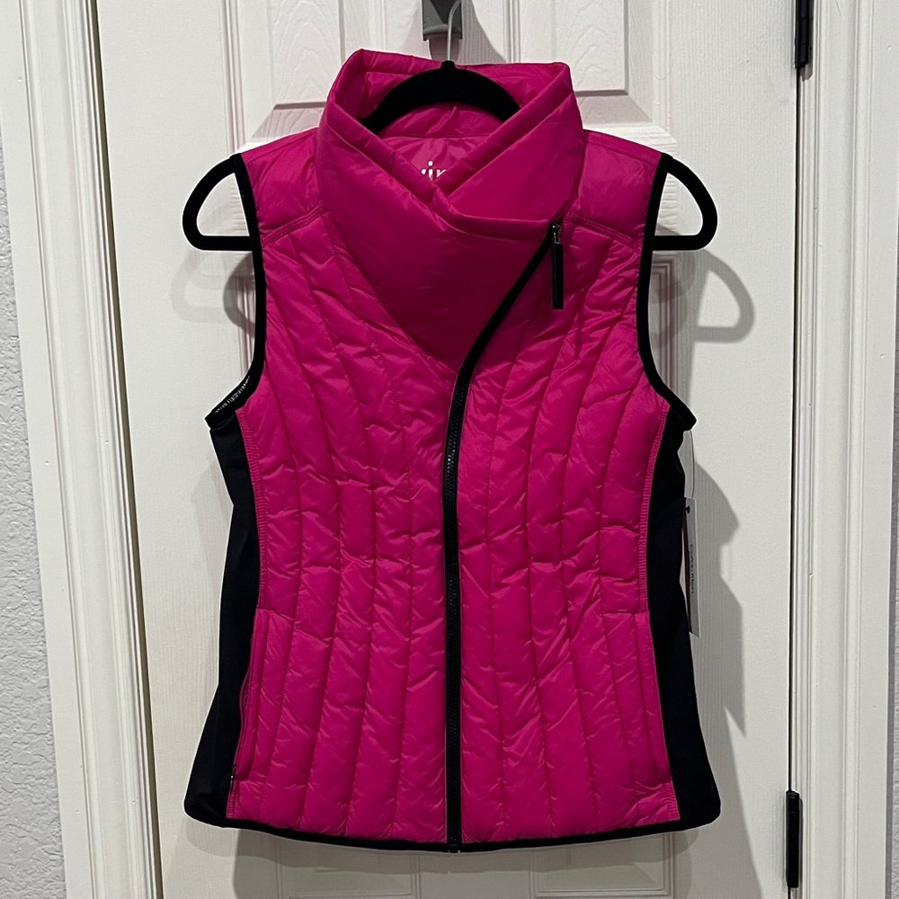 Calvin Klein Performance Fuchsia Quilted Vest